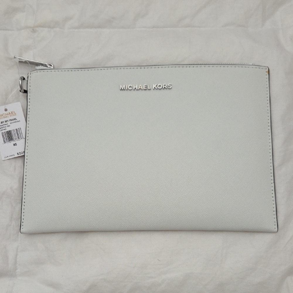 Michael Kors Jet Set Travel Wristlet